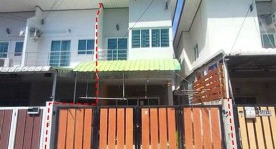Casa adosada en venta de 1 habitaciones en Ban Khai, Rayong