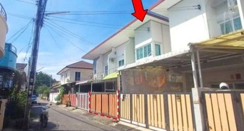 Casa adosada en venta de 1 habitaciones en Ban Khai, Rayong
