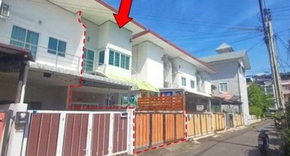 Casa adosada en venta de 1 habitaciones en Ban Khai, Rayong