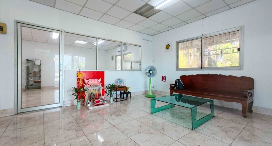 Almacén en alquiler de 5 habitaciones en Ban Phaeo, Samut Sakhon