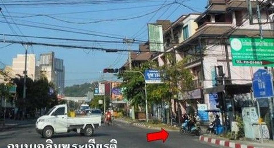 For sale 1 bed condo in Ban Bueng, Chonburi