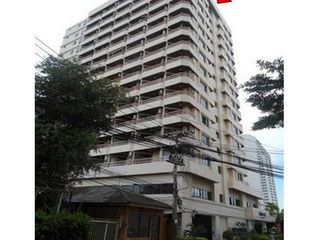 For sale 1 bed condo in Ban Bueng, Chonburi