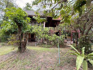 出售 4 卧室 独立屋 在 San Kamphaeng, Chiang Mai