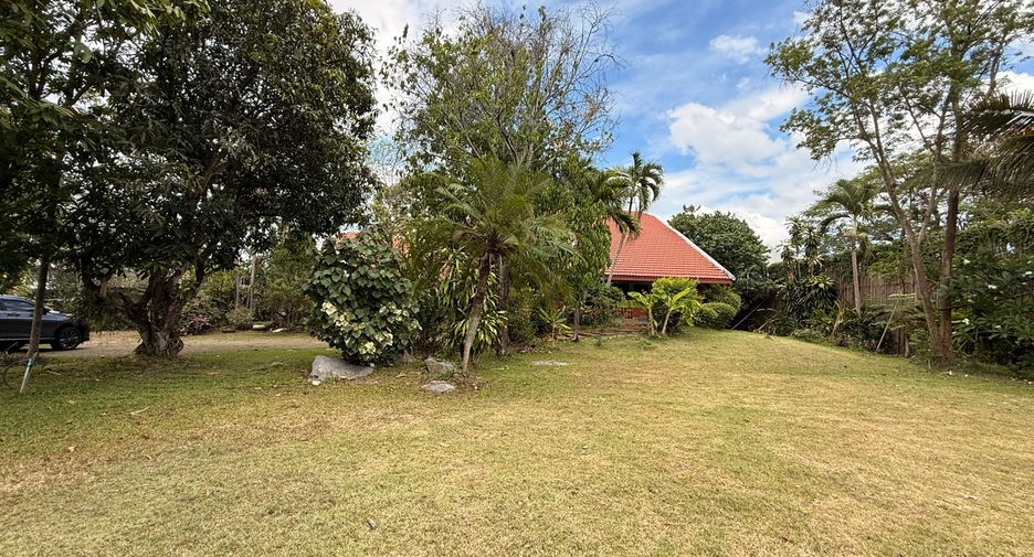 À vendre 4 chambres maison à San Kamphaeng, Chiang Mai