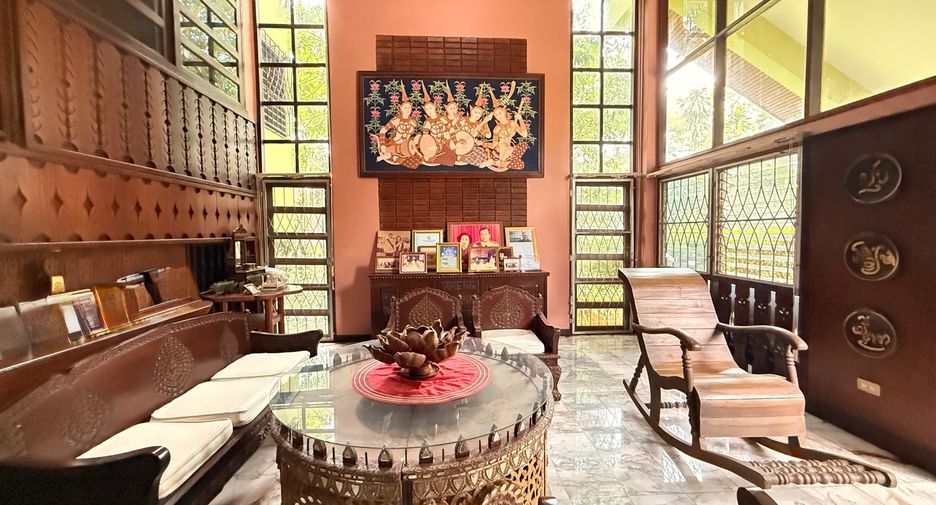 À vendre 4 chambres maison à San Kamphaeng, Chiang Mai