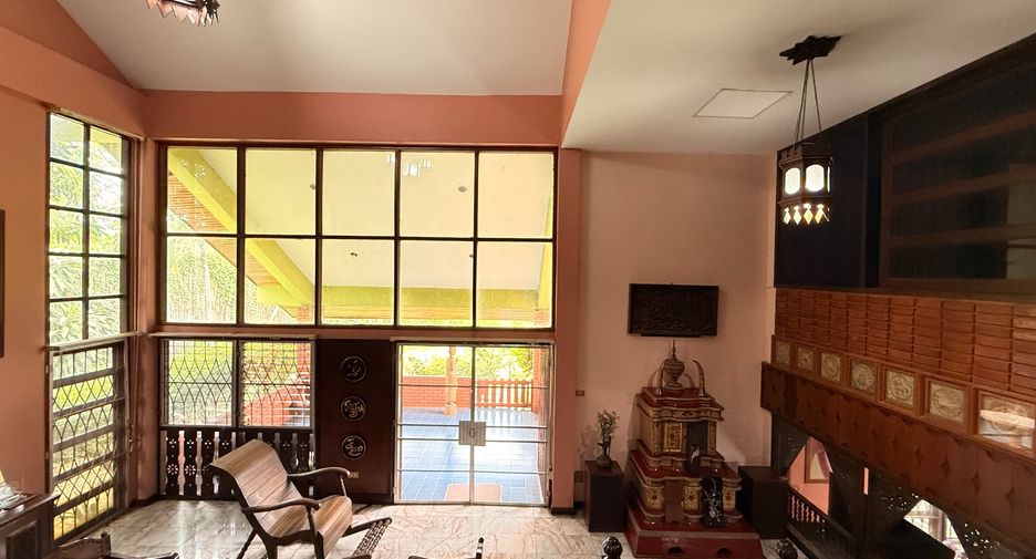 À vendre 4 chambres maison à San Kamphaeng, Chiang Mai