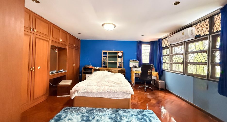 À vendre 4 chambres maison à San Kamphaeng, Chiang Mai