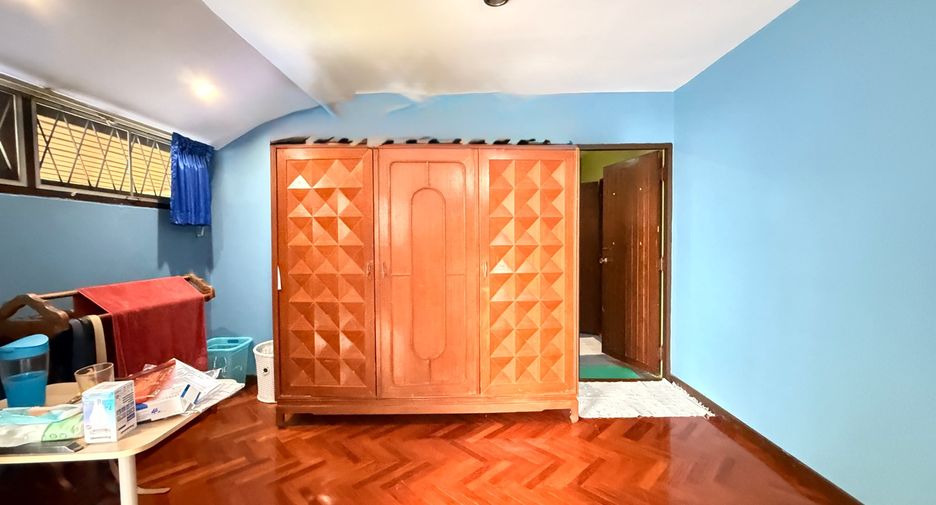 À vendre 4 chambres maison à San Kamphaeng, Chiang Mai