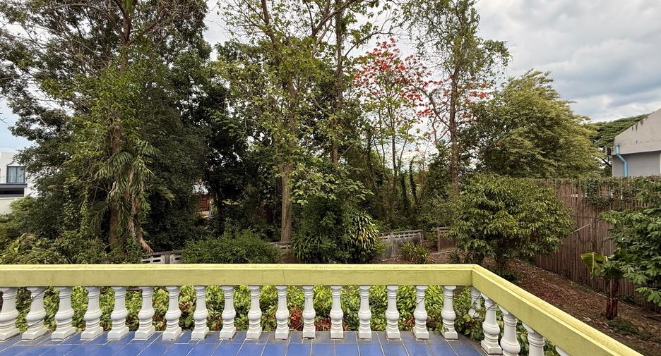 À vendre 4 chambres maison à San Kamphaeng, Chiang Mai