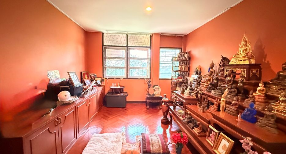 À vendre 4 chambres maison à San Kamphaeng, Chiang Mai