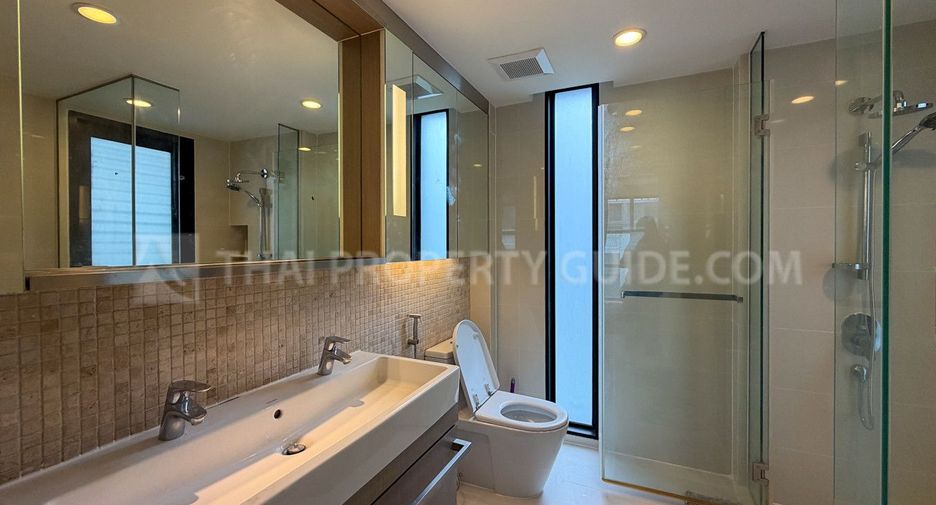 For rent 2 ベッドルーム condo in Khlong Toei, Bangkok