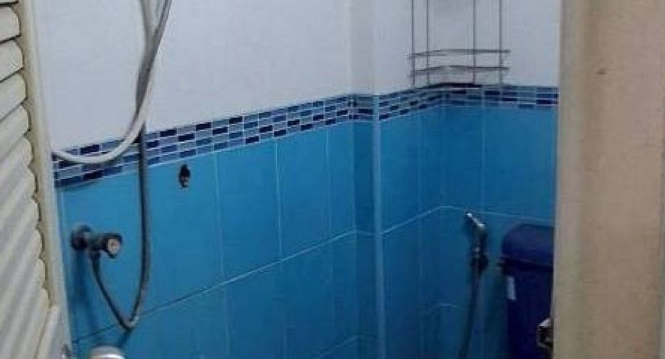 Local comercial en venta de 3 habitaciones en Bang Khun Thian, Bangkok