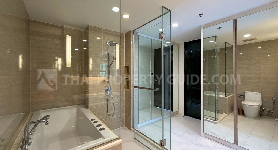 For rent 1 Beds condo in Khlong Toei, Bangkok