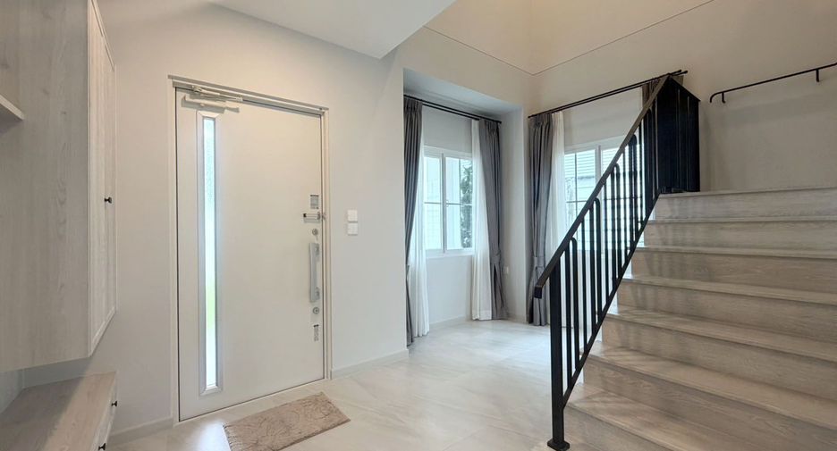 Haus zur Miete und zum Kauf mit 3 Zimmer in Mueang Chiang Mai, Chiang Mai