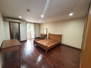 For rent 2 bedrooms condo in Pathum Wan, Bangkok