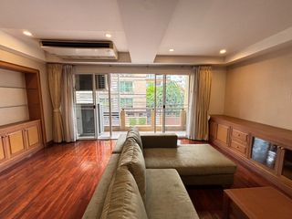 For rent 2 bedrooms condo in Pathum Wan, Bangkok