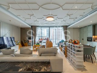 Condo en venta de 3 habitaciones en Sathon, Bangkok