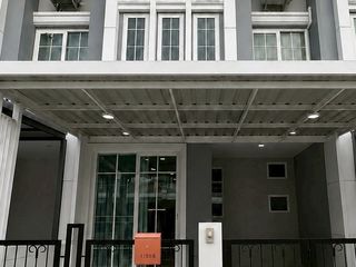 Casa adosada en alquiler de 2 habitaciones en Mueang Chiang Mai, Chiang Mai