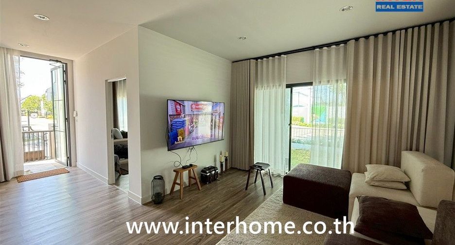 Casa en alquiler de 4 habitaciones en Bang Sao Thong, Samut Prakan