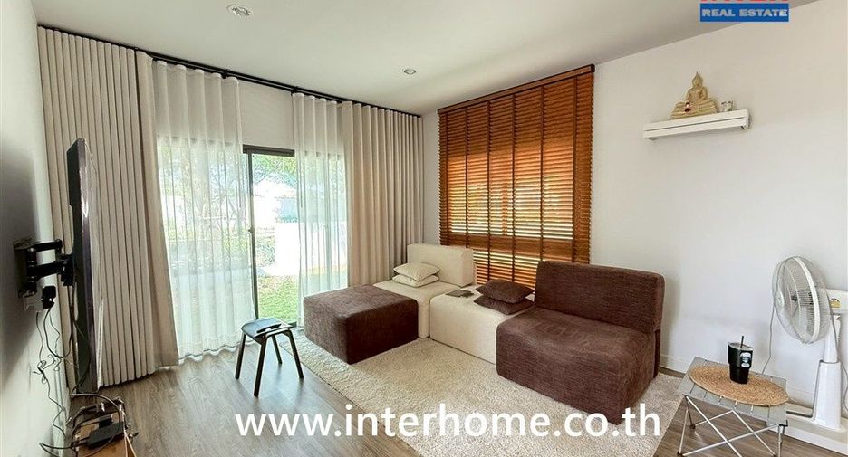 Casa en alquiler de 4 habitaciones en Bang Sao Thong, Samut Prakan