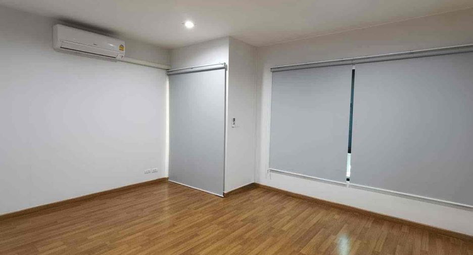 Reihenhaus zur Miete mit 3 Zimmer in Lam Luk Ka, Pathum Thani