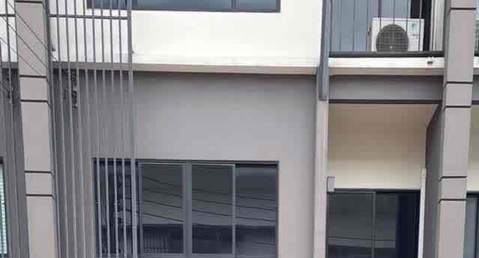 Reihenhaus zur Miete mit 3 Zimmer in Lam Luk Ka, Pathum Thani