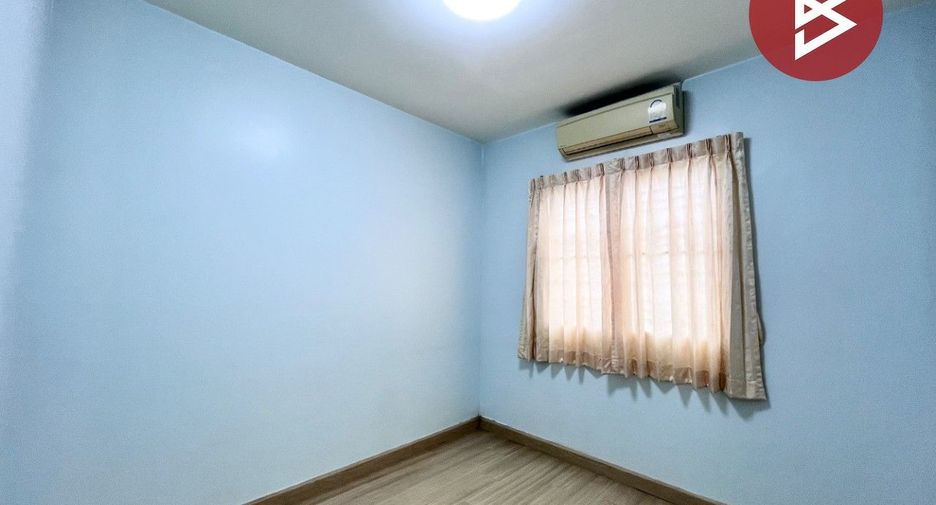 Casa adosada en venta de 3 habitaciones en Mueang Nonthaburi, Nonthaburi
