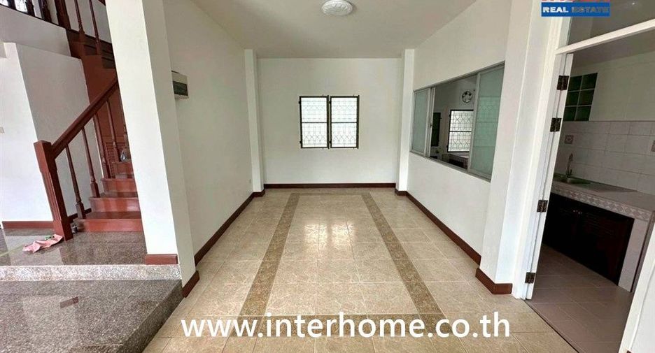 Casa en venta de 4 habitaciones en Mueang Nonthaburi, Nonthaburi
