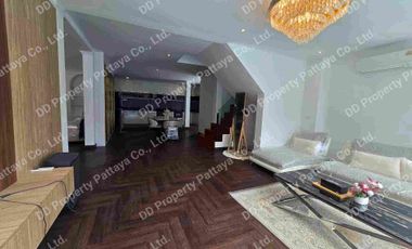 For sale 3 bedrooms villa in Bang Lamung, Chonburi