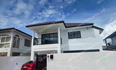 For sale 3 bedrooms villa in Bang Lamung, Chonburi