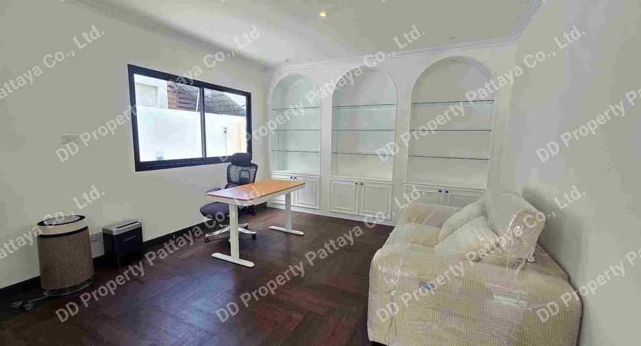 Villa en venta de 3 habitaciones en East Pattaya, Pattaya