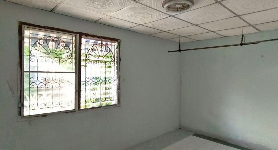 Casa en venta de 4 habitaciones en Saphan Sung, Bangkok