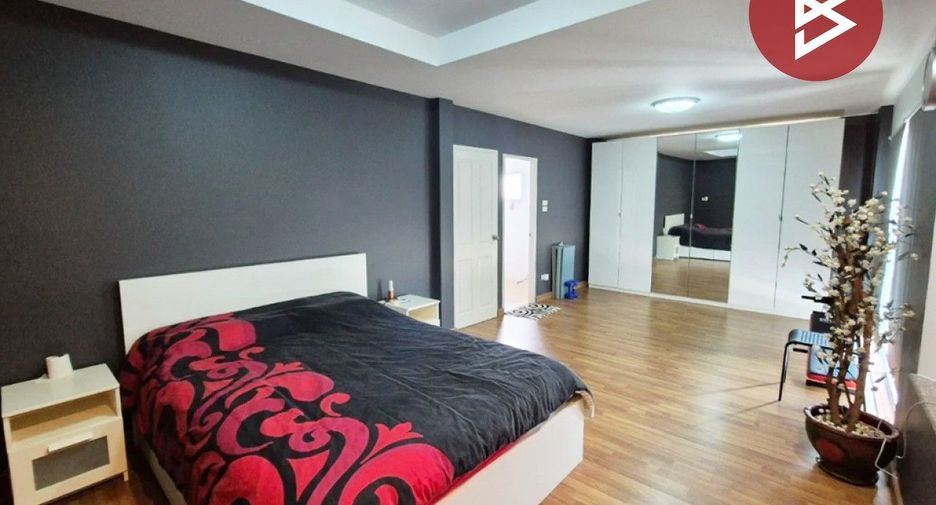 À vendre 3 chambres maison à Bang Bo, Samut Prakan