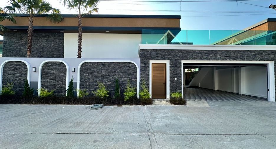 Villa zum Kauf mit 4 Zimmer in East Pattaya, Pattaya