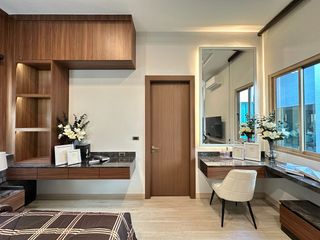 Villa zum Kauf mit 4 Zimmer in Bang Lamung, Chonburi
