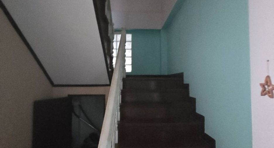 For sale 4 bedrooms house in Mueang Samut Prakan, Samut Prakan