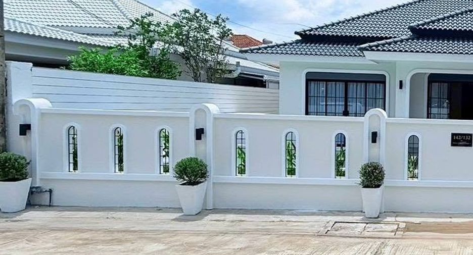 For sale 3 ベッドルーム villa in East Pattaya, Pattaya