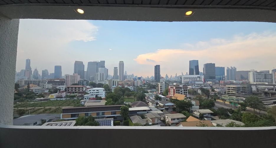 Condo en venta de 1 habitaciones en Khlong Toei, Bangkok