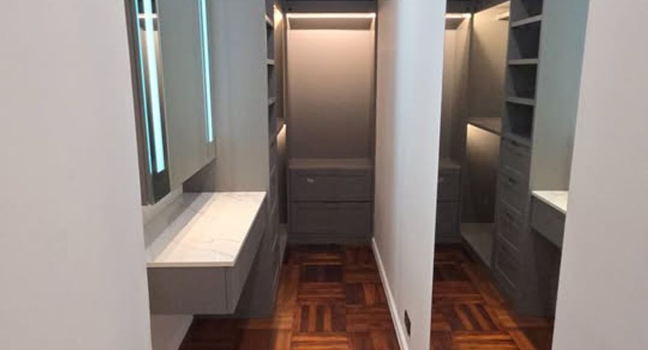 Condo en venta de 1 habitaciones en Khlong Toei, Bangkok