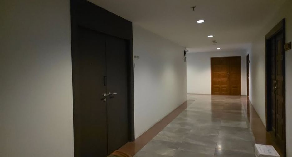 Condo en venta de 1 habitaciones en Khlong Toei, Bangkok