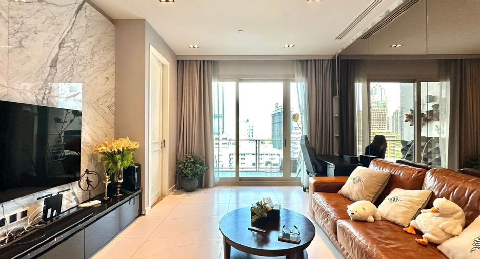 For rent 2 bedrooms condo in Pathum Wan, Bangkok