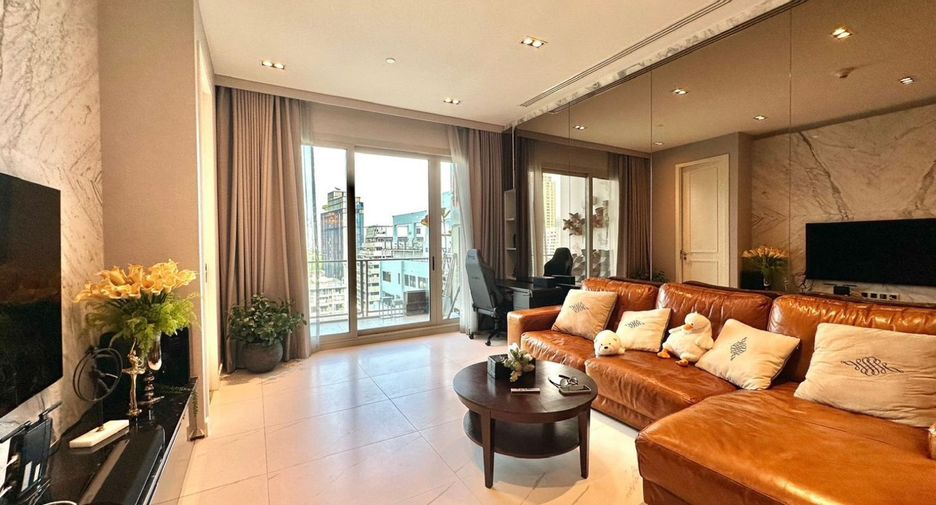 For rent 2 bedrooms condo in Pathum Wan, Bangkok