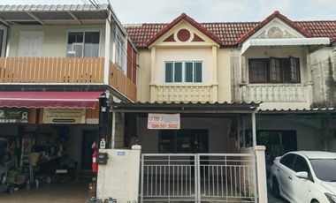For sale 2 bedrooms townhouse in Khlong Sam Wa, Bangkok