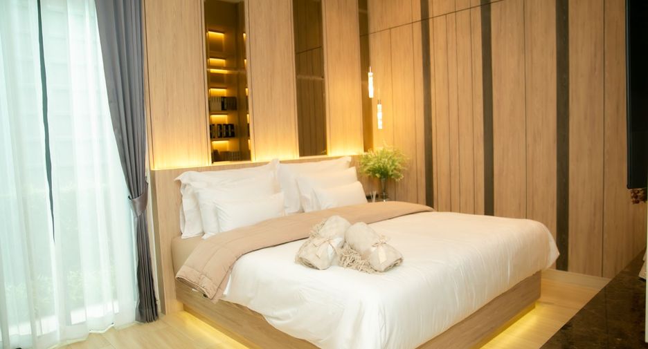 For sale 4 bedrooms villa in East Pattaya, Pattaya