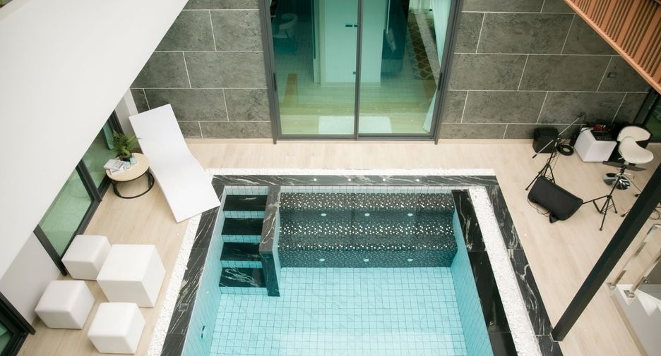 For sale 4 bedrooms villa in East Pattaya, Pattaya