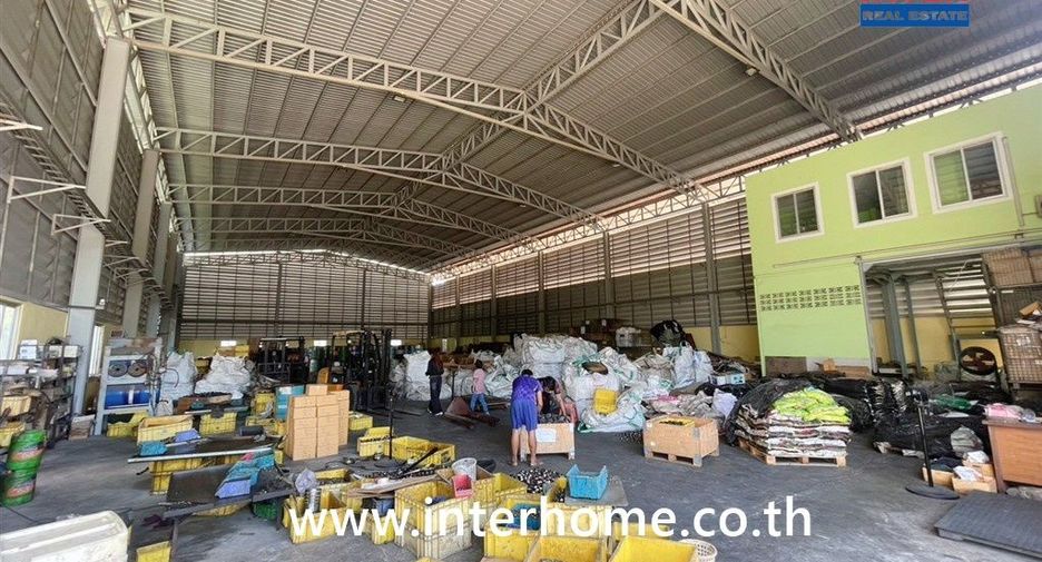 For rent そして for sale 4 ベッドルーム warehouse in Mueang Samut Sakhon, Samut Sakhon