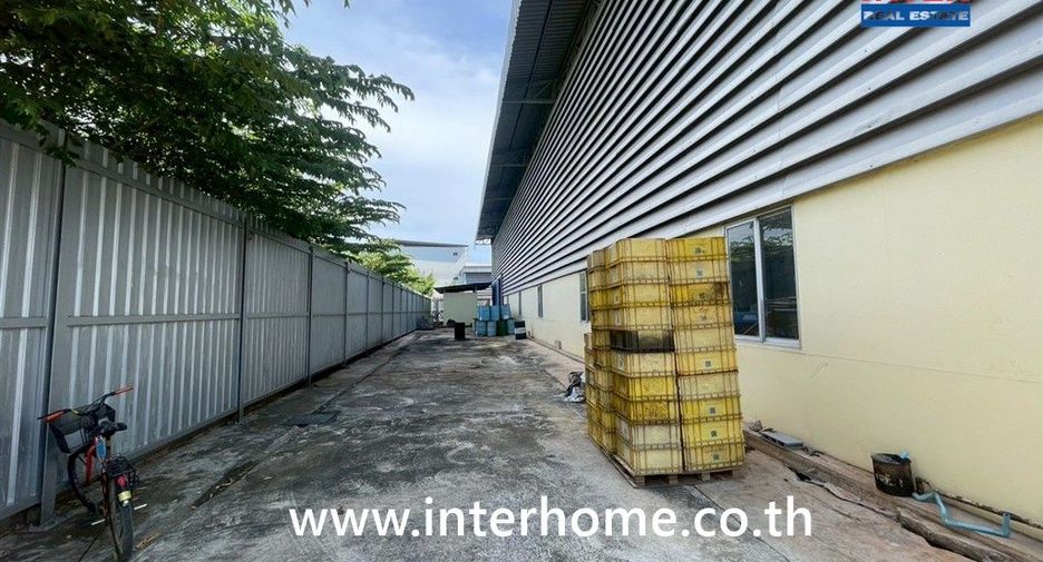 For rent そして for sale 4 ベッドルーム warehouse in Mueang Samut Sakhon, Samut Sakhon