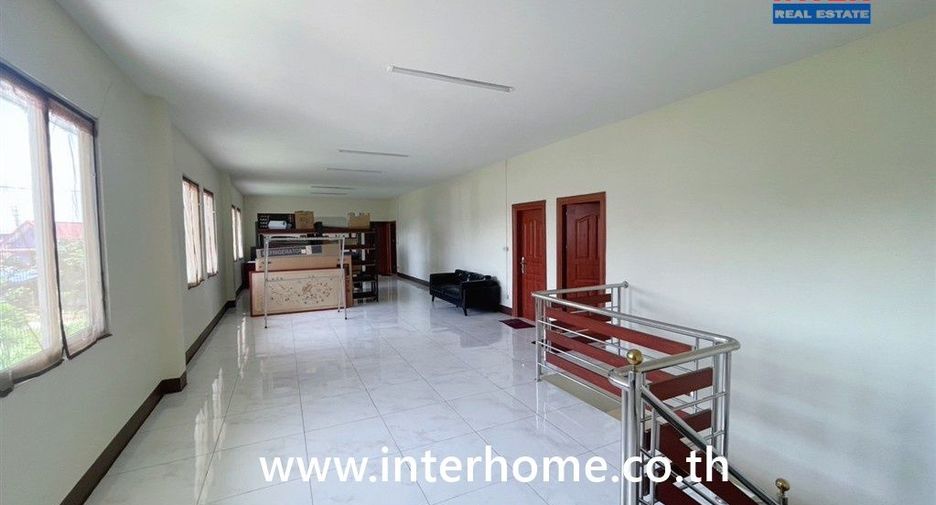 For rent そして for sale 4 ベッドルーム warehouse in Mueang Samut Sakhon, Samut Sakhon