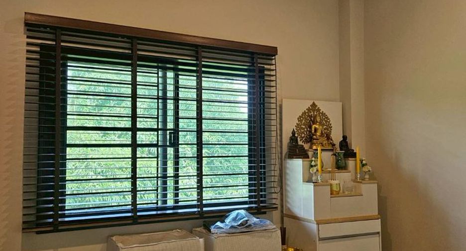 出租 和 出售 4 卧室 独立屋 在 Si Racha, Chon Buri