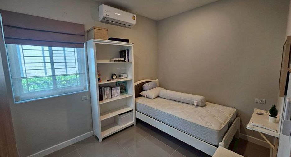 出租 和 出售 4 卧室 独立屋 在 Si Racha, Chon Buri